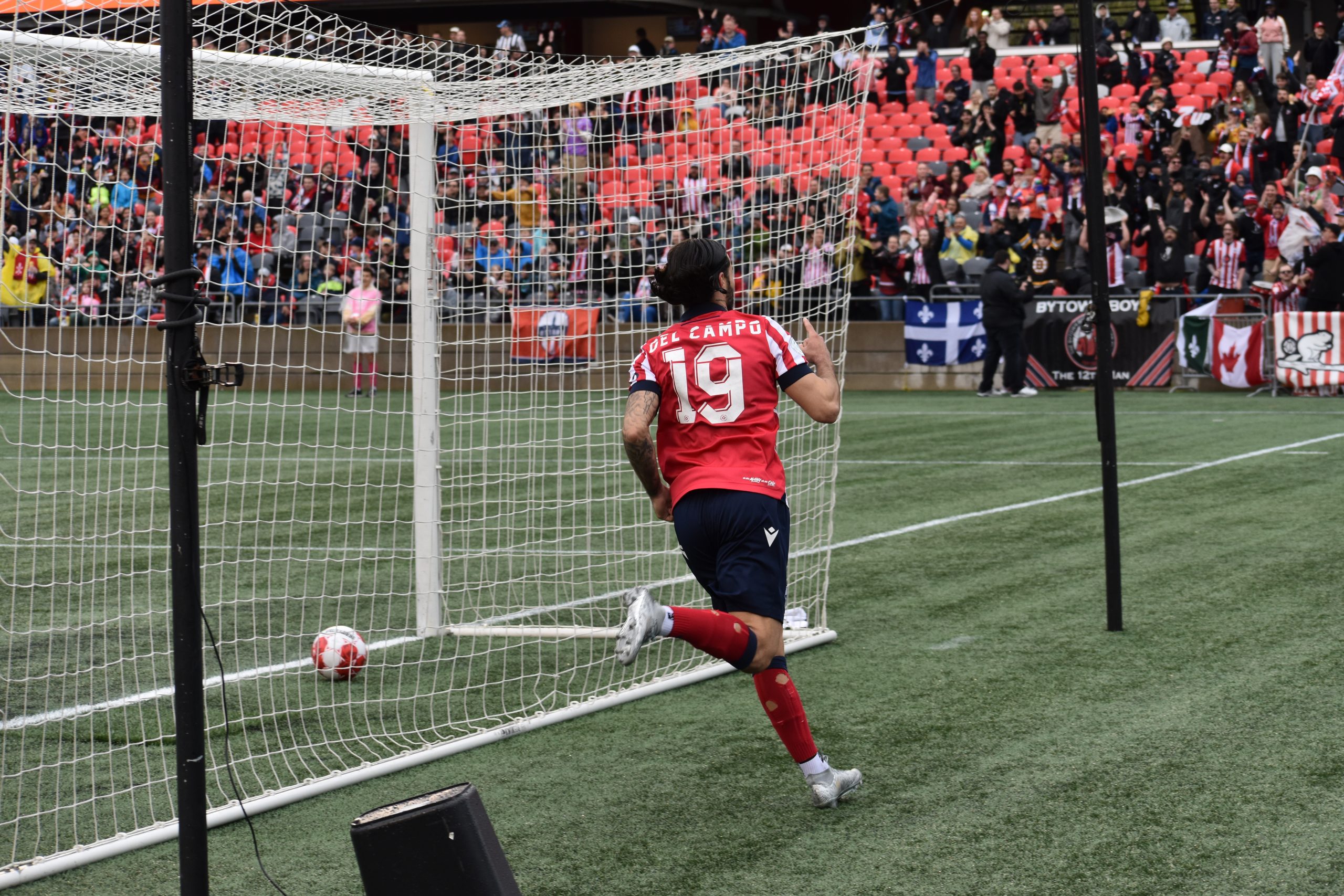 Galerie de photos : L'Atlético Ottawa bat le Valour FC 2-0 ...